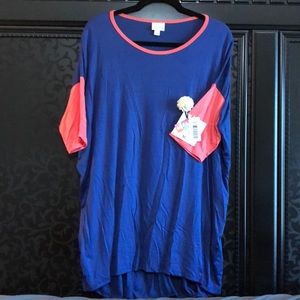 NWT LulaRoe Irma Tee - Size Medium